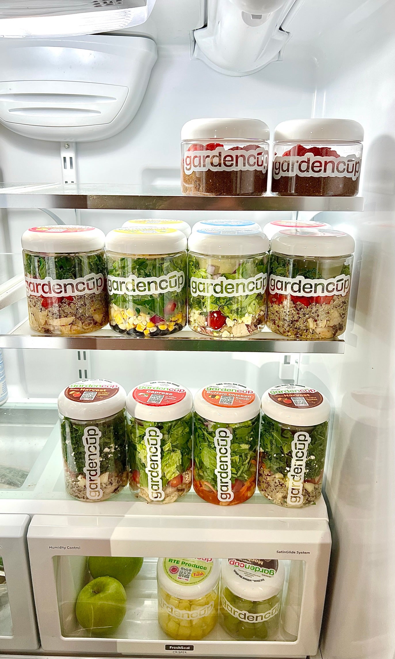 No Skimpy Salads: What Makes a Salad a Meal